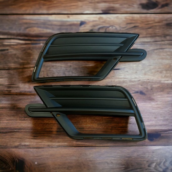 Set Voorbumper Mistlamp Grille onder - Volkswagen Caddy MK4