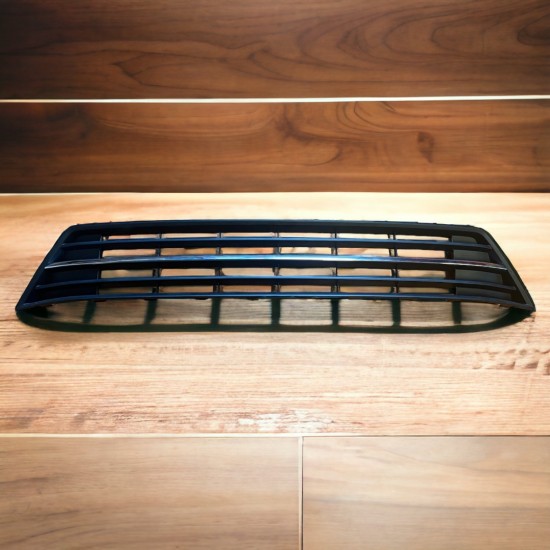 Radiator Grille Voorbumper Highline- Volkswagen Caddy MK4