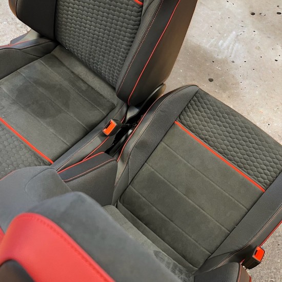 Set Volkswagen Golf 8 GTI Clubsport schaalstoelen - Volkswagen Caddy