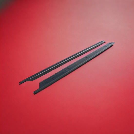 Sidesplitters Hoogglans Zwart - Volkswagen Caddy MK5 Maxi