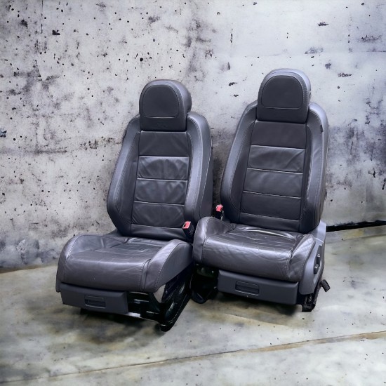 Set Volkswagen Golf 5 GTI stoelen - Volkswagen Caddy