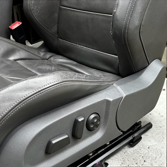 Set Volkswagen Golf 5 GTI stoelen - Volkswagen Caddy