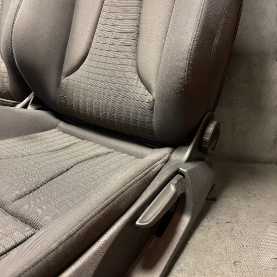 Set Audi A3 S-Line Widewing stoelen - Volkswagen Caddy