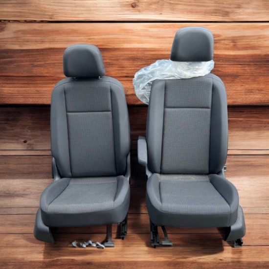 Set Volkswagen Caddy MK5 Stoelen - Volkswagen Caddy MK5