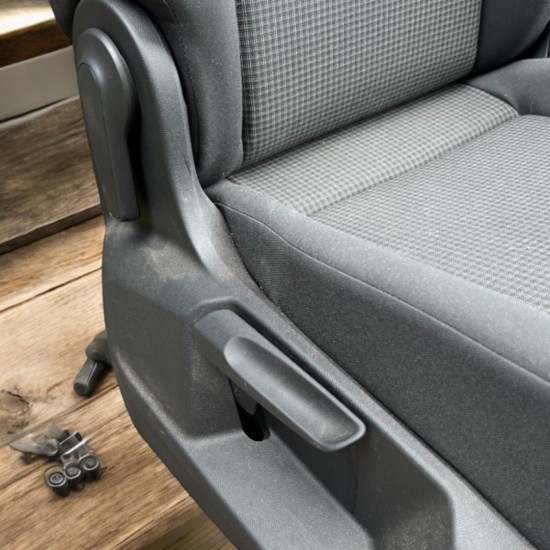 Set Volkswagen Caddy MK5 Stoelen - Volkswagen Caddy MK5