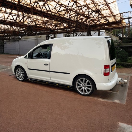 Sidebars RVS Hoogglans Zwart met LED - Volkswagen Caddy MK3