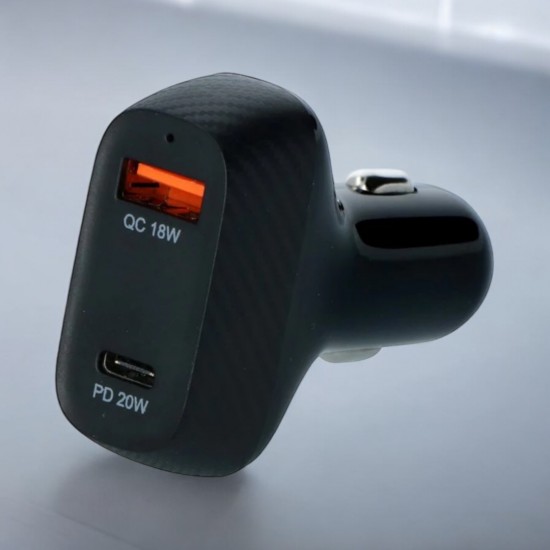 USB + USB-C Snellader 12V - Volkswagen Caddy