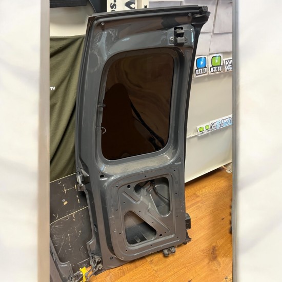 Set Custom Achterdeuren Compleet - Volkswagen Caddy