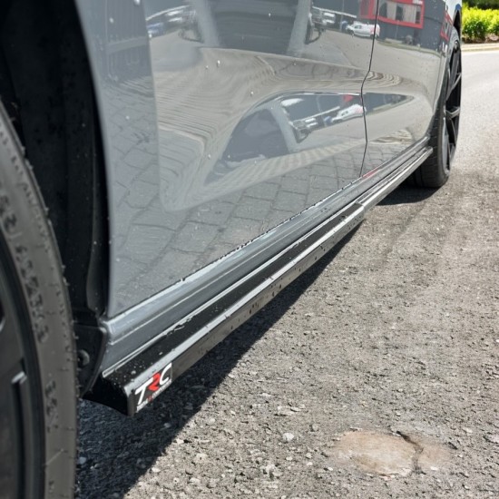 TRC Sidesplitters Hoogglans Zwart - Volkswagen Caddy MK5
