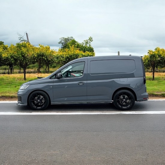 TRC Sidesplitters Hoogglans Zwart - Volkswagen Caddy MK5