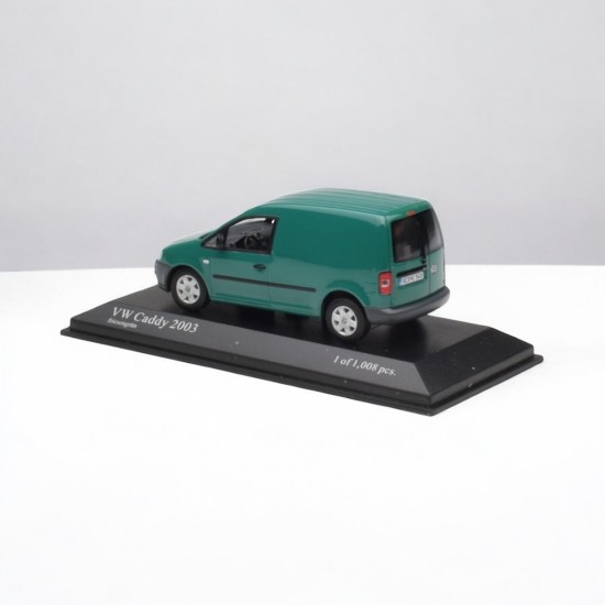 Minichamps Volkswagen Caddy MK3 1:43 - Uni Groen