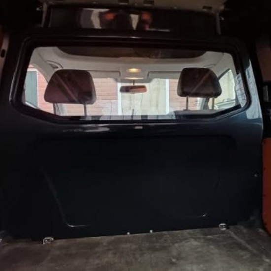 Extra Verdiept Tussenschot met Raam - Volkswagen Caddy MK3