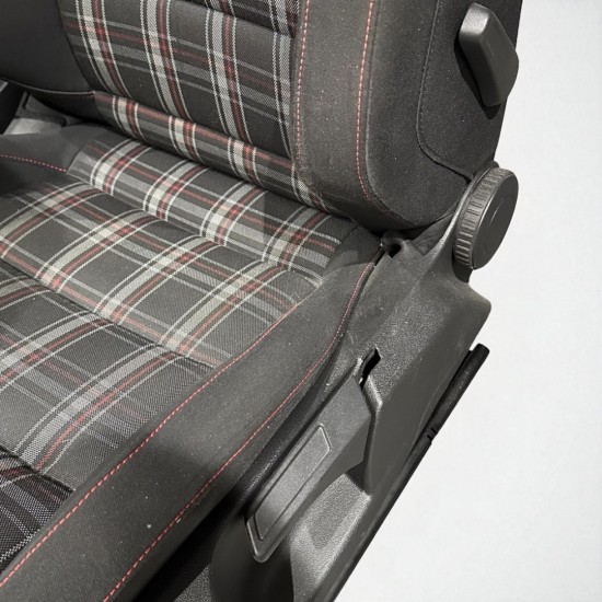 Set Volkswagen Golf 6 GTI Edition 35 Stoelen - Volkswagen Caddy