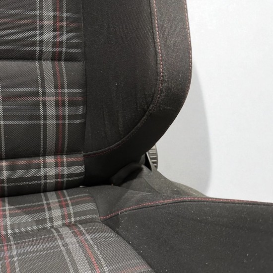 Set Volkswagen Golf 6 GTI Edition 35 Stoelen - Volkswagen Caddy