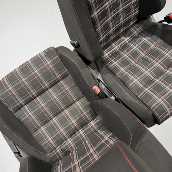 Set Volkswagen Golf 6 GTI Edition 35 Stoelen - Volkswagen Caddy