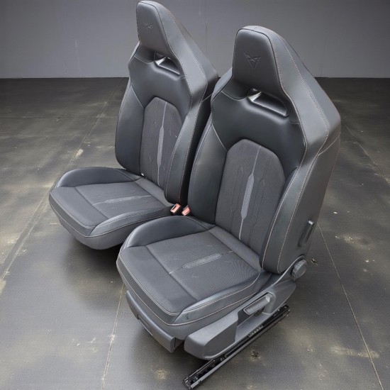 Set Cupra Formentor Kuipstoelen - Volkswagen Caddy
