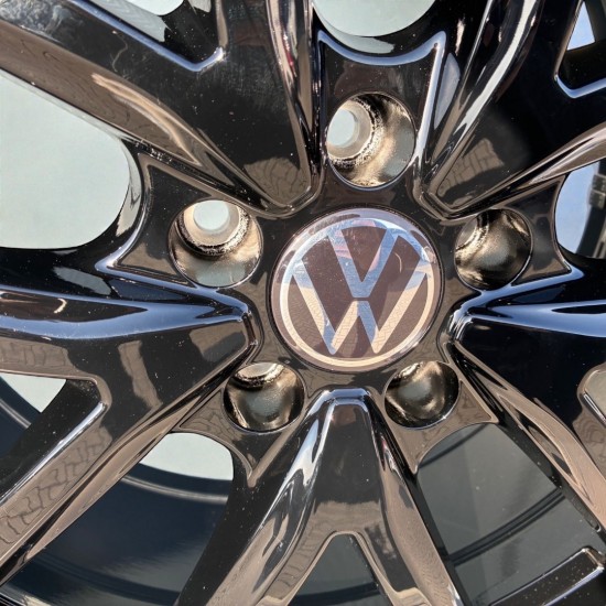 Set DCW19HZ 5x112 Hoogglans Zwart - Volkswagen Caddy