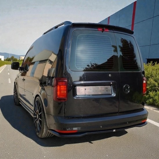 Achterbumper Splitter Most-on V2 Hoogglans Zwart - Volkswagen Caddy MK4