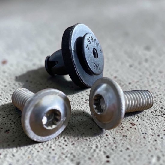 Bevestigingen Afdekplaat deurrail Volkswagen Caddy 2004 - 2020