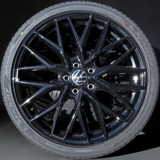 Set DCW19HW 5x112 Hoogglans Zwart - Volkswagen Caddy