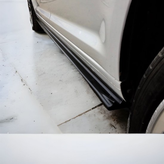 TRC Sideskirts Diffusers TRC Hoogglans Zwart - Volkswagen Caddy MK3 GP