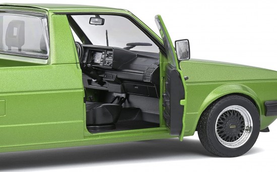 Solido Volkswagen Caddy MK1 1:18 - Groen Metallic Custom