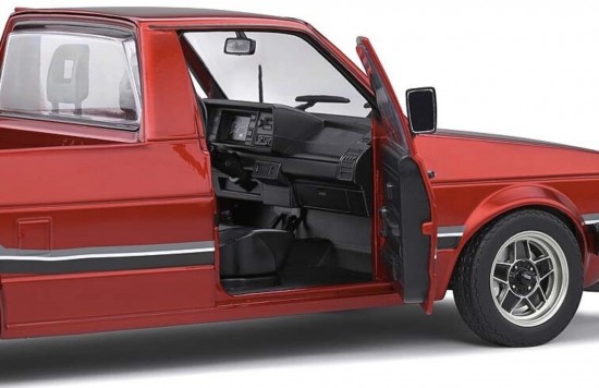 Solido Volkswagen Caddy MK1 1:18 - Rood Metallic Tuning
